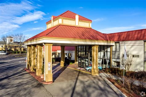 6205 ramada drive clemmons nc.